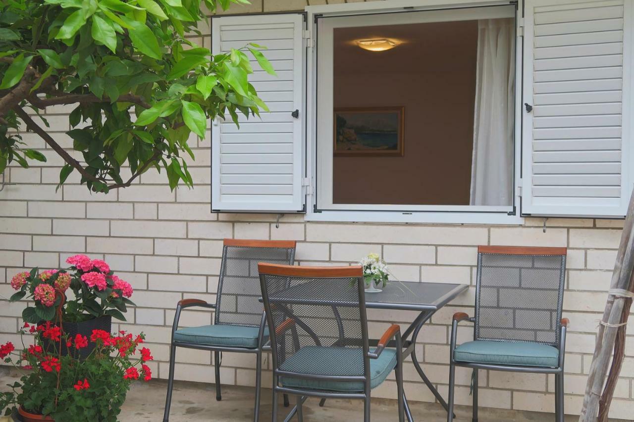 Studio Apartman Mia Стобреч Екстер'єр фото