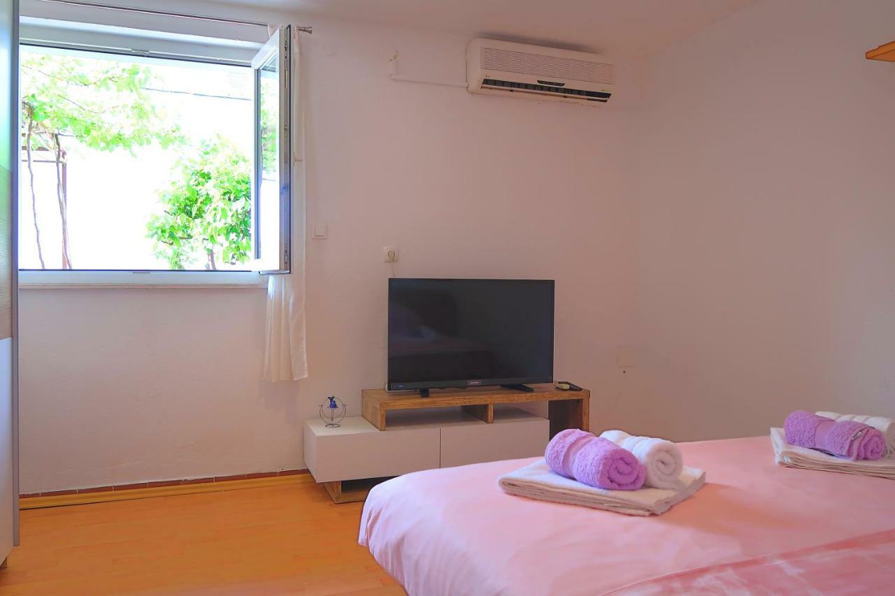 Studio Apartman Mia Стобреч Екстер'єр фото